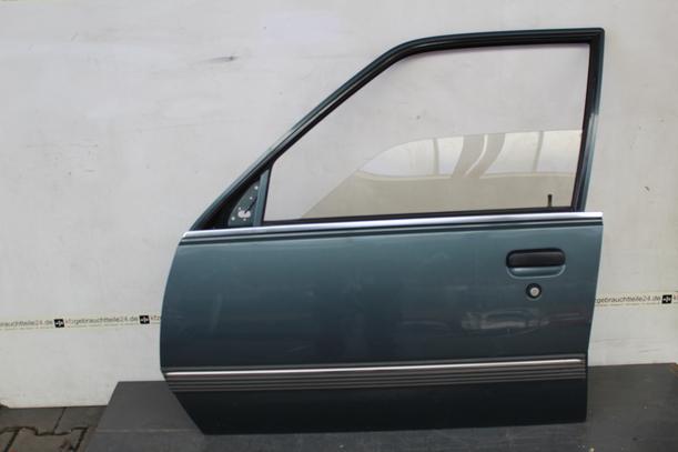 Foto: TÜR VORN LINKS (Fliessheck) eines Opel Ascona c GL