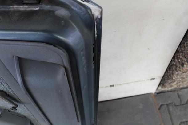 Foto: TÜR VORN LINKS (Fliessheck) eines Opel Ascona c GL