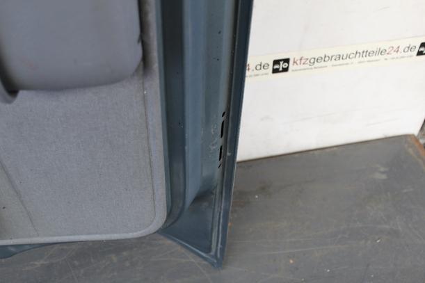Foto: TÜR VORN LINKS (Fliessheck) eines Opel Ascona c GL