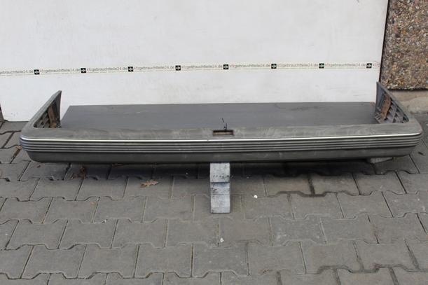 Foto: STOSSSTANGE /STOSSFÄNGER HINTEN eines Opel Ascona c GLS
