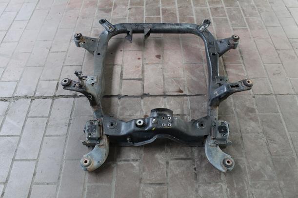 Foto: VORDERACHSE/ACHSE VORN eines Opel Astra 1.6