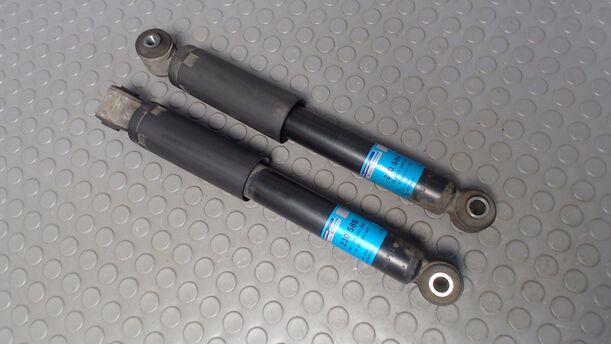 Foto: STOSSDÄMPFERPAAR HINTEN eines Opel Astra 1.6