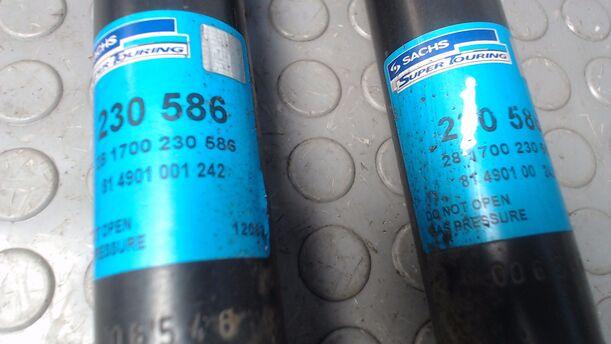 Foto: STOSSDÄMPFERPAAR HINTEN eines Opel Astra 1.6