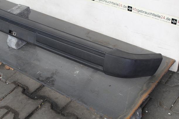 Foto: STOSSSTANGE / STOSSFÄNGER VORN eines OPEL KADETT D SCHRÄGHECK