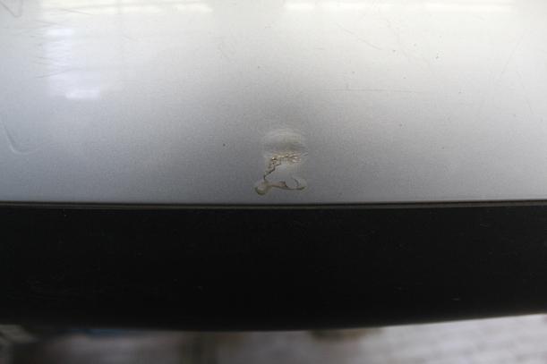 Foto: STOßSTANGE HINTEN eines VW Touran 1.6 FSI