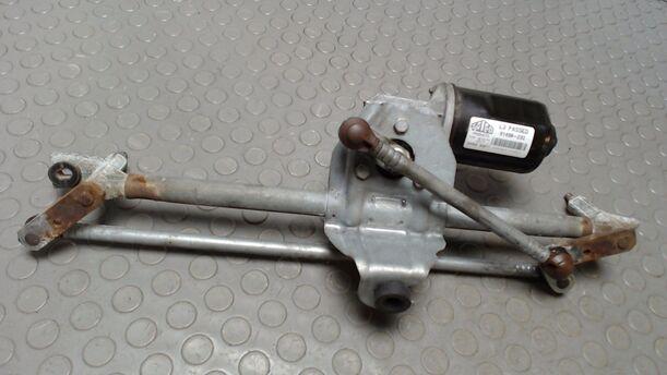 Foto: SCHEIBENWISCHERMOTOR VORN eines Opel Corsa 1.2 16V