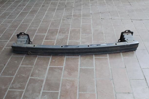 Foto: VERSTÄRKUNG / QUERTRÄGER VORN eines Peugeot 207 110 CD Diamant