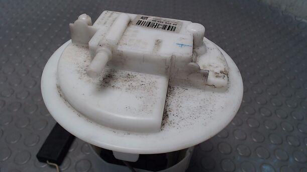 Foto: KRAFTSTOFFPUMPE eines Peugeot 207 110 CD Diamant