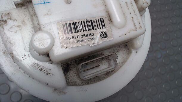 Foto: KRAFTSTOFFPUMPE eines Peugeot 207 110 CD Diamant