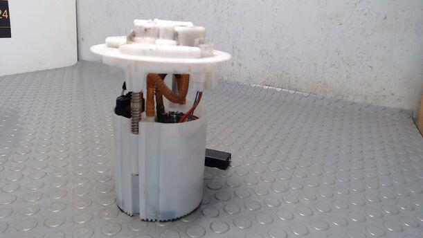 Foto: KRAFTSTOFFPUMPE eines Peugeot 207 110 CD Diamant