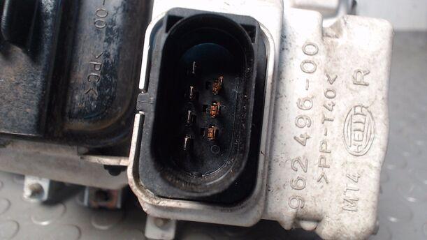 Foto: SCHEINWERFER RECHTS eines VW Polo 50