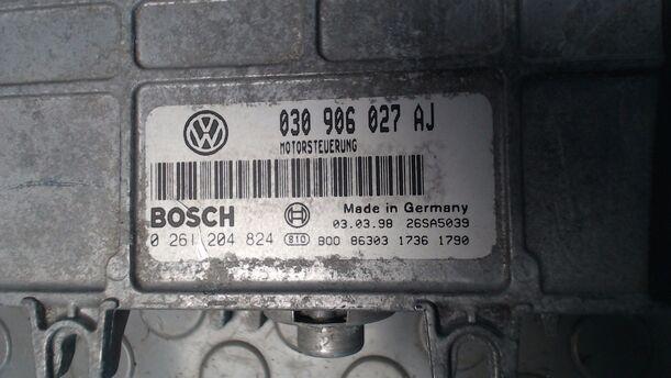 Foto: STEUERGERÄT EINSPRITZUNG eines VW Polo 50