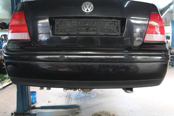 Foto: STOSSSTANGE / STOSSFÄNGER HINTEN eines VW Bora 1.6