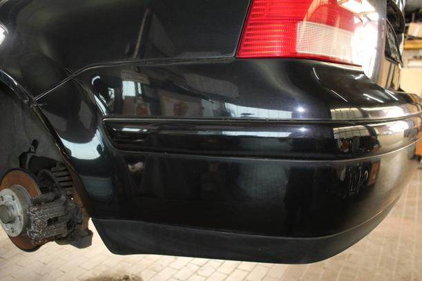 Foto: STOSSSTANGE / STOSSFÄNGER HINTEN eines VW Bora 1.6