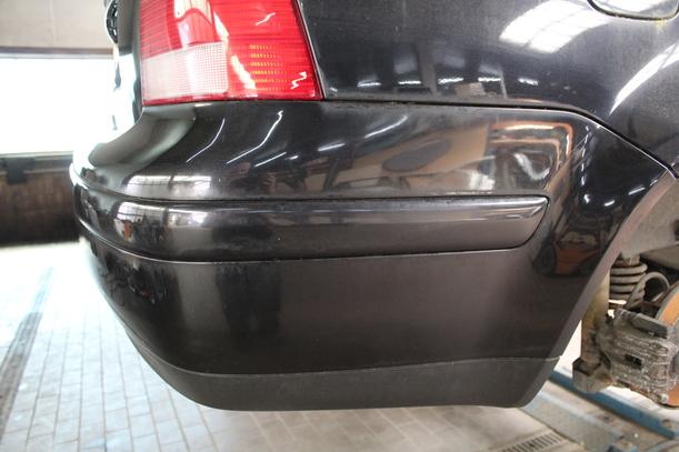 Foto: STOSSSTANGE / STOSSFÄNGER HINTEN eines VW Bora 1.6