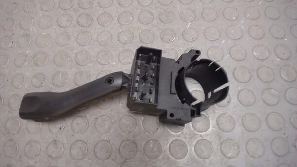 Foto: BLINKERSCHALTER / KOMBISCHALTER eines VW Bora 1.6 CD Diamant