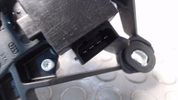 Foto: SCHEIBENWISCHERMOTOR HINTEN eines VW Polo 1.2 CD Diamant