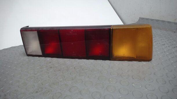 Foto: HECKLEUCHTE / RÜCKLICHT RECHTS eines VW 1,6