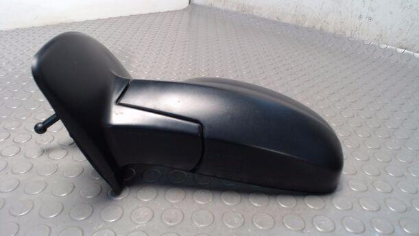 Foto: AUSSENSPIEGEL MECHANISCH LINKS eines Chevrolet Aveo 1.2