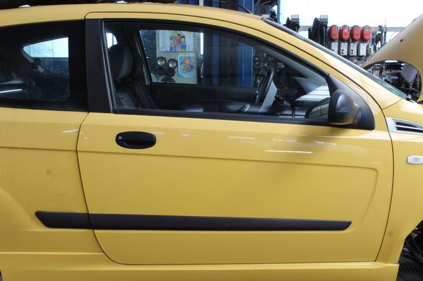 Foto: TÜR RECHTS (2/3-Türer) eines Chevrolet Aveo 1.2