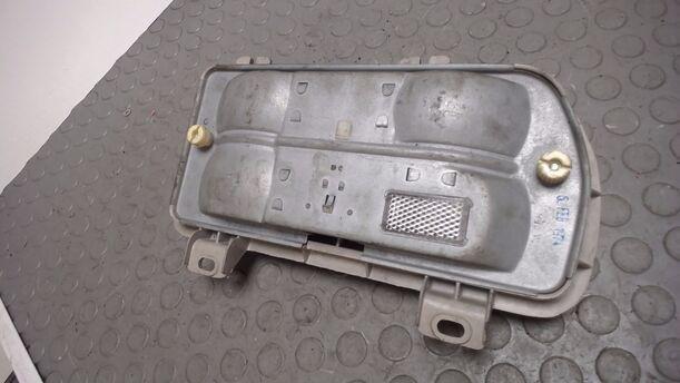 Foto: HECKLEUCHTE/ RÜCKLICHT LINKS eines Audi Audi 80 1,3 Typ 80