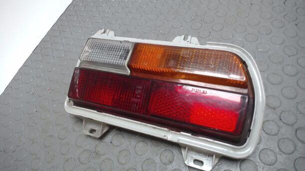 Foto: HECKLEUCHTE / RÜCKLICHT RECHTS eines Audi Audi 80 1,3 Typ 80