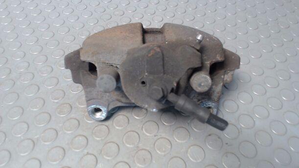 Foto: BREMSSATTEL VORN RECHTS eines VW Touran 2.0 TDI DPF DSG