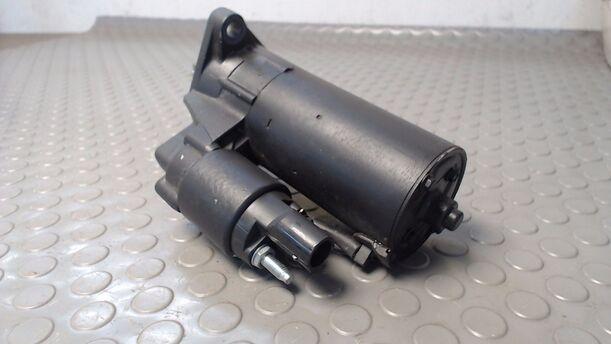 Foto: ANLASSER / STARTER BOSCH eines VW Touran 2.0 TDI DPF DSG