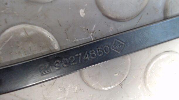 Foto: SCHEIBENWISCHERARM HINTEN eines Opel Omega Caravan