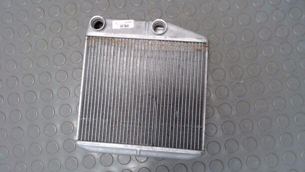 Foto: WÄRMETAUSCHER / HEIZUNGSKÜHLER eines Opel Corsa 1.0 12V CD Diamant
