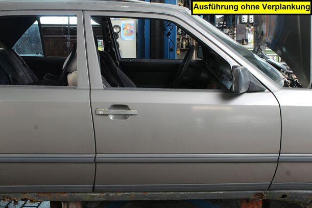 Foto: TÜR VORN RECHTS (FÜR BASTLER) eines Mercedes-Benz 300 D