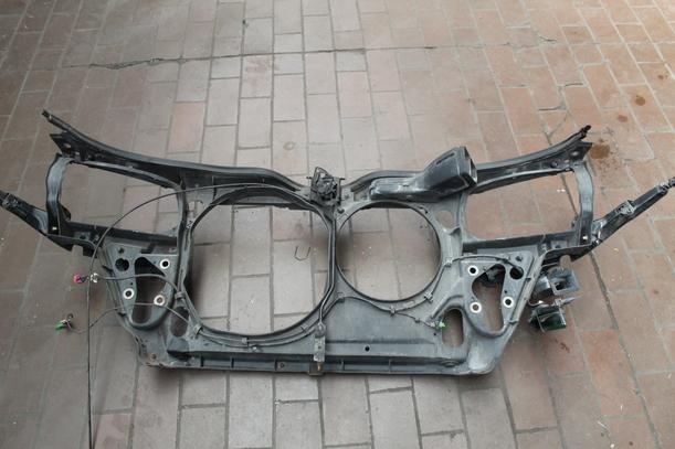 Foto: SCHLOSSTRÄGER eines VW Passat Variant 1.6