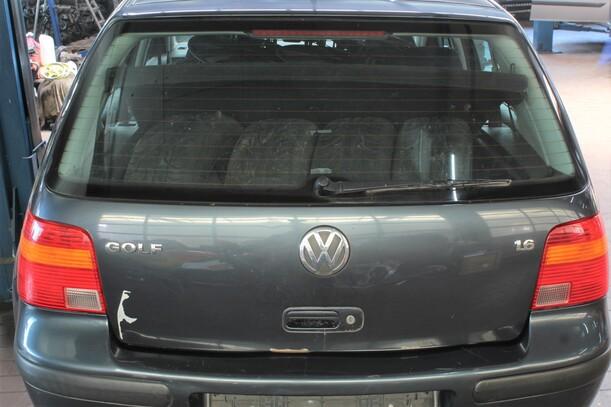 Foto: HECKKLAPPE/HECKDECKEL eines VW Golf 1.6 L