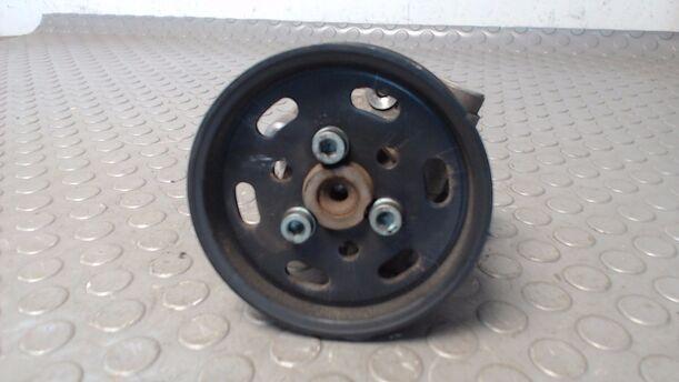 Foto: PUMPE SERVOLENKUNG eines VW Golf 1.6 L