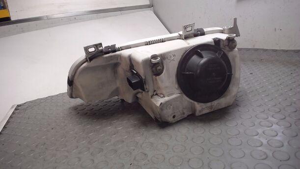 Foto: SCHEINWERFER RECHTS eines VW Sharan 2.0