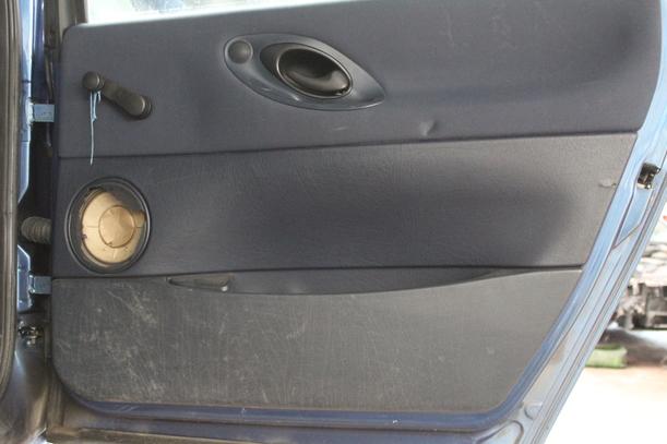 Foto: TÜR HINTEN RECHTS eines VW Sharan 2.0