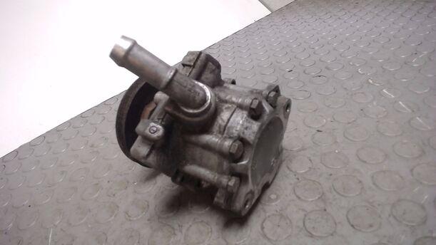 Foto: SERVOPUMPE / LENKGETRIEBEPUMPE eines VW Sharan 2.0