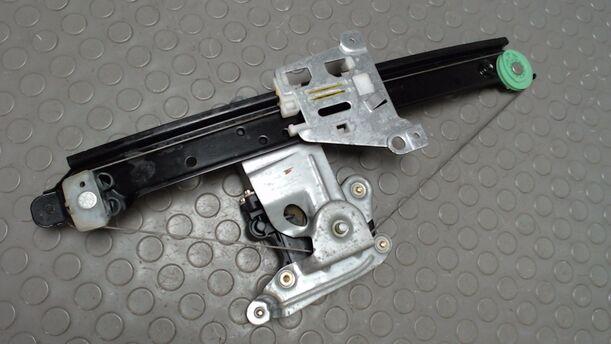 Foto: FENSTERHEBER ELEKTRISCH HINTEN LINKS eines Volvo V70 2.4 GL