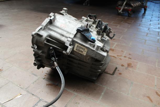 Foto: SCHALTGETRIEBE 5-GANG M56L P9482052 eines Volvo V70 2.4