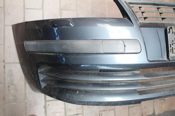 Foto: STOSSSTANGE / STOSSFÄNGER VORN eines Fiat Stilo Multi Wagon 1.9 JTD 115