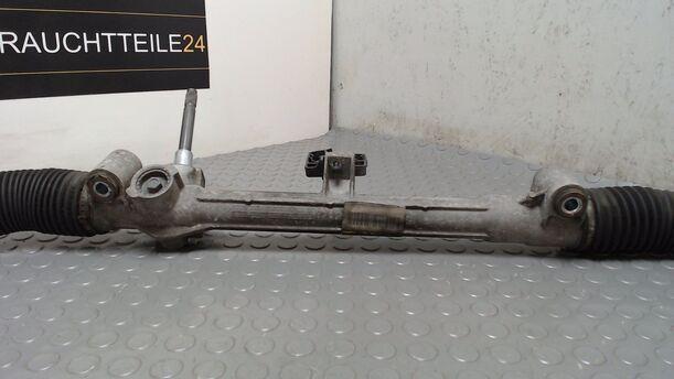 Foto: LENKGETRIEBE / LENKUNG eines Fiat Stilo Multi Wagon 1.9 JTD 115 GL
