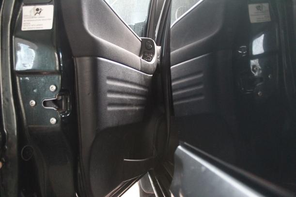 Foto: TÜR VORN LINKS eines Opel Zafira 2.2 DTI