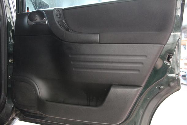 Foto: TÜR HINTEN RECHTS eines Opel Zafira 2.2 DTI