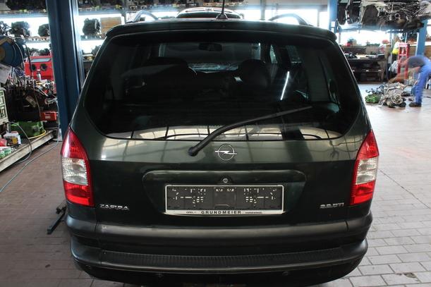 Foto: HECKKLAPPE eines Opel Zafira 2.2 DTI