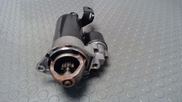 Foto: ANLASSER / STARTER BOSCH eines Opel Zafira 2.2 DTI
