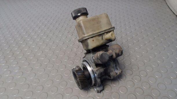 Foto: PUMPE SERVOLENKUNG eines Mazda 6 Sport Kombi 2.0 CD L