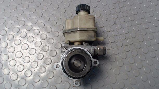 Foto: PUMPE SERVOLENKUNG eines Mazda 6 Sport Kombi 2.0 CD L