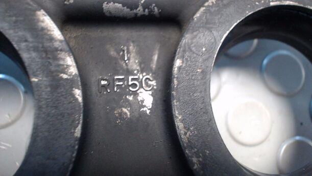 Foto: VENTILDECKEL RF5C eines Mazda 6 Sport Kombi 2.0 CD L