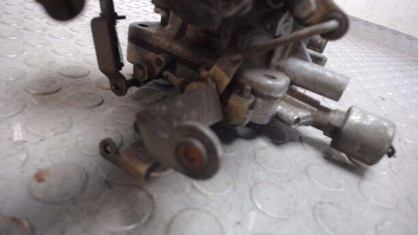 Foto: VERGASER SOLEX ( TEILETRÄGER ) eines Audi AUDI 1,5