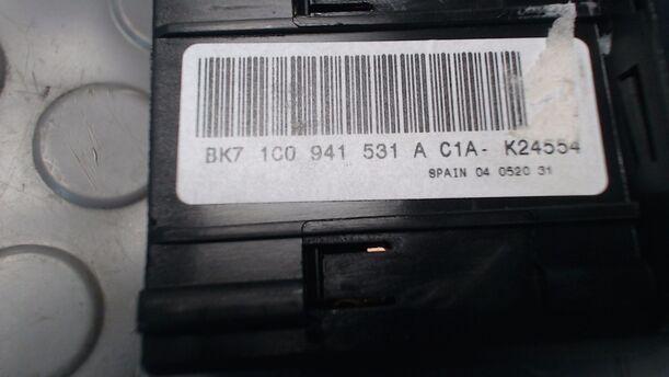 Foto: LICHTSCHALTER eines VW Sharan 1.9 TDI